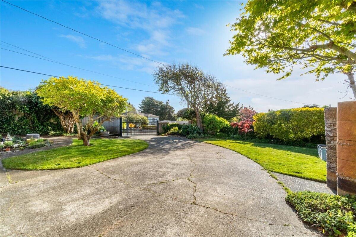 2036 Williams Street