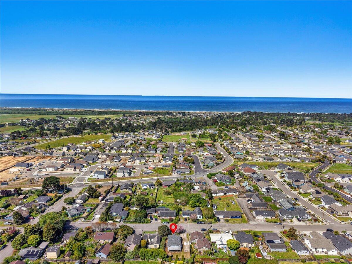 1757 Edeline Avenue, McKinleyville