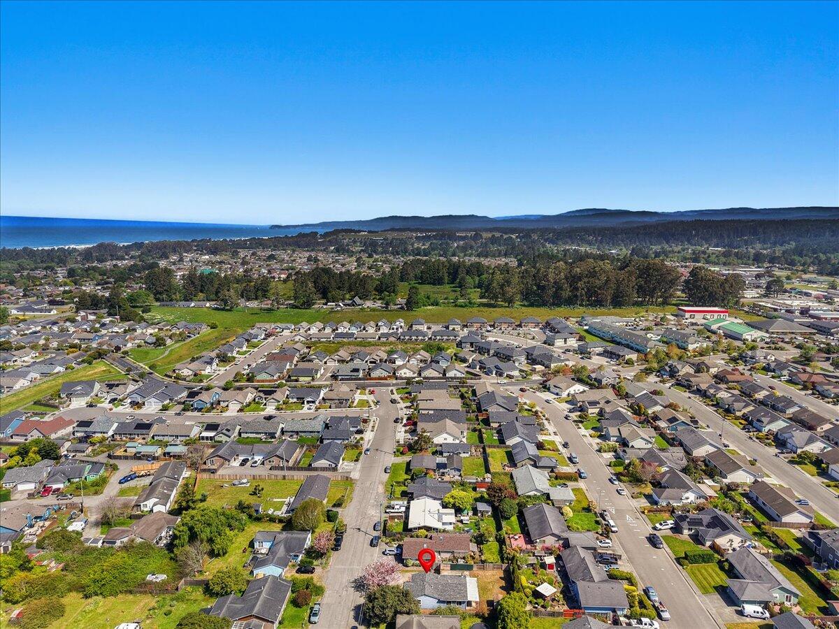 1757 Edeline Avenue, McKinleyville
