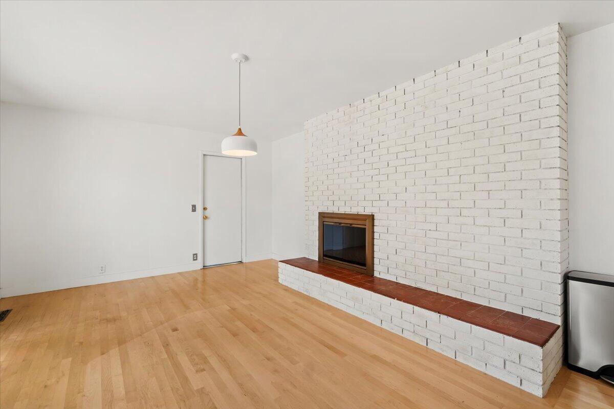 2015 Williams Street