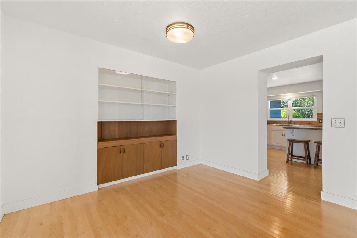 2015 Williams Street