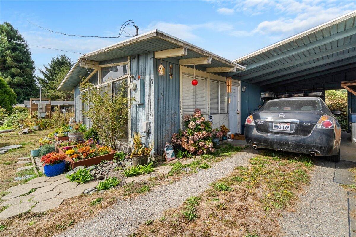 1181 Q Street