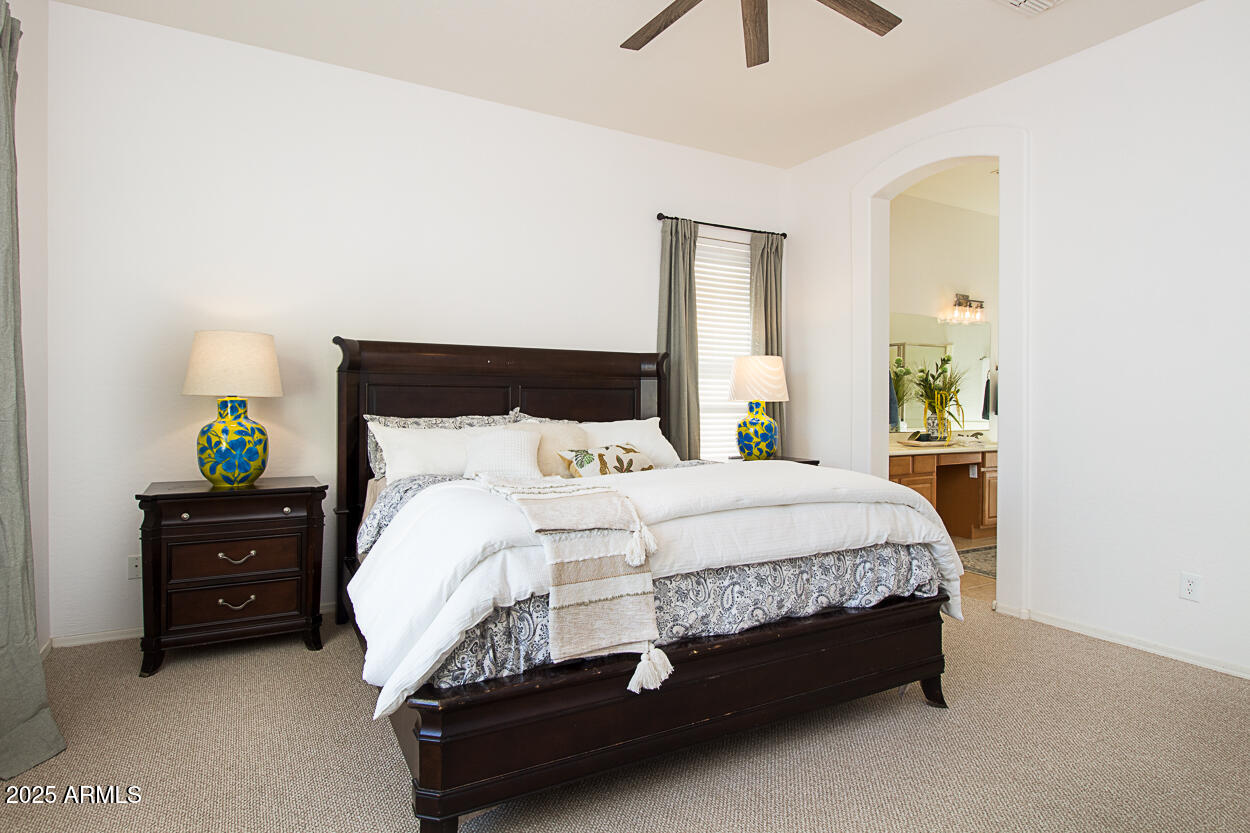 45290 W BUCKHORN Trail