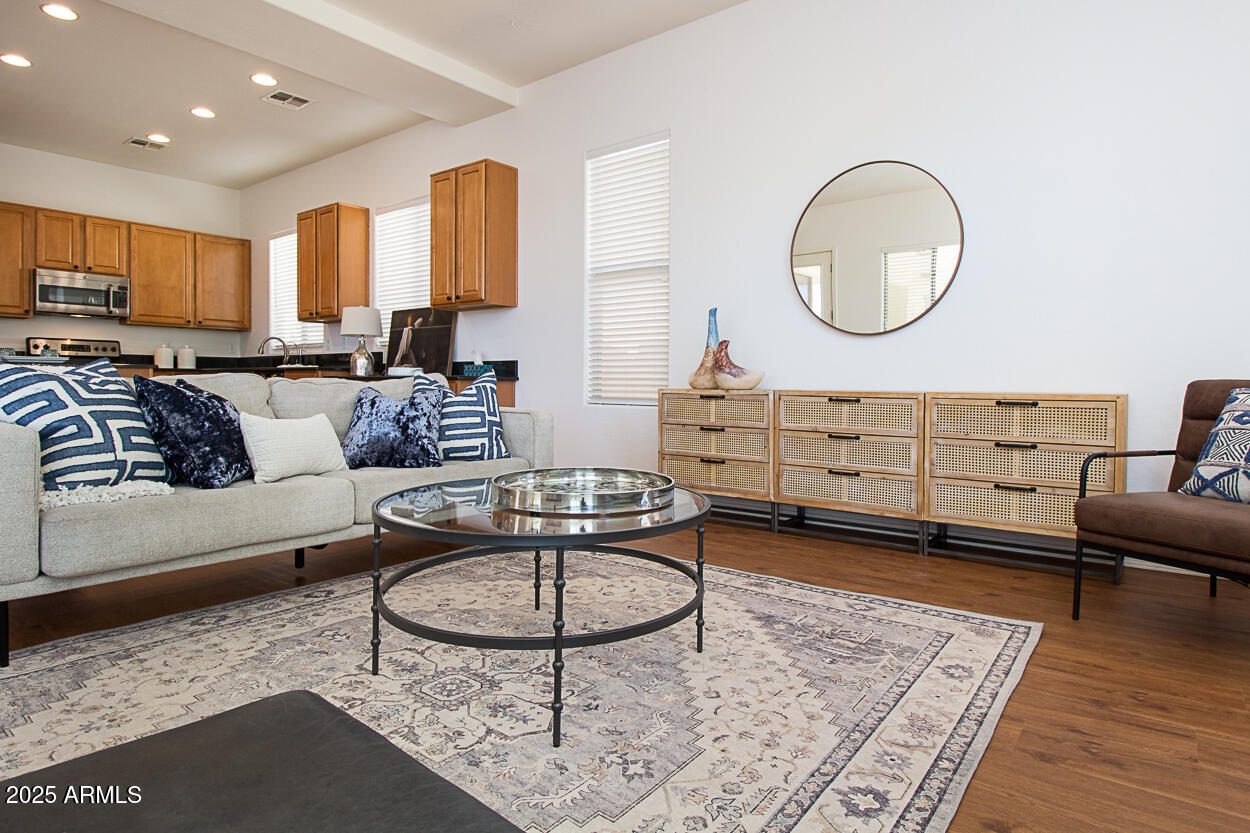 45290 W BUCKHORN Trail
