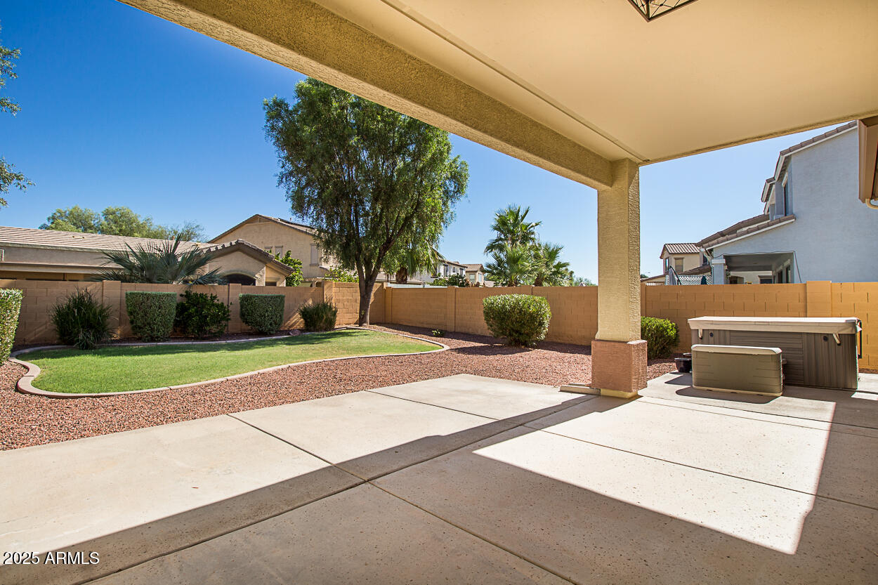 45290 W BUCKHORN Trail