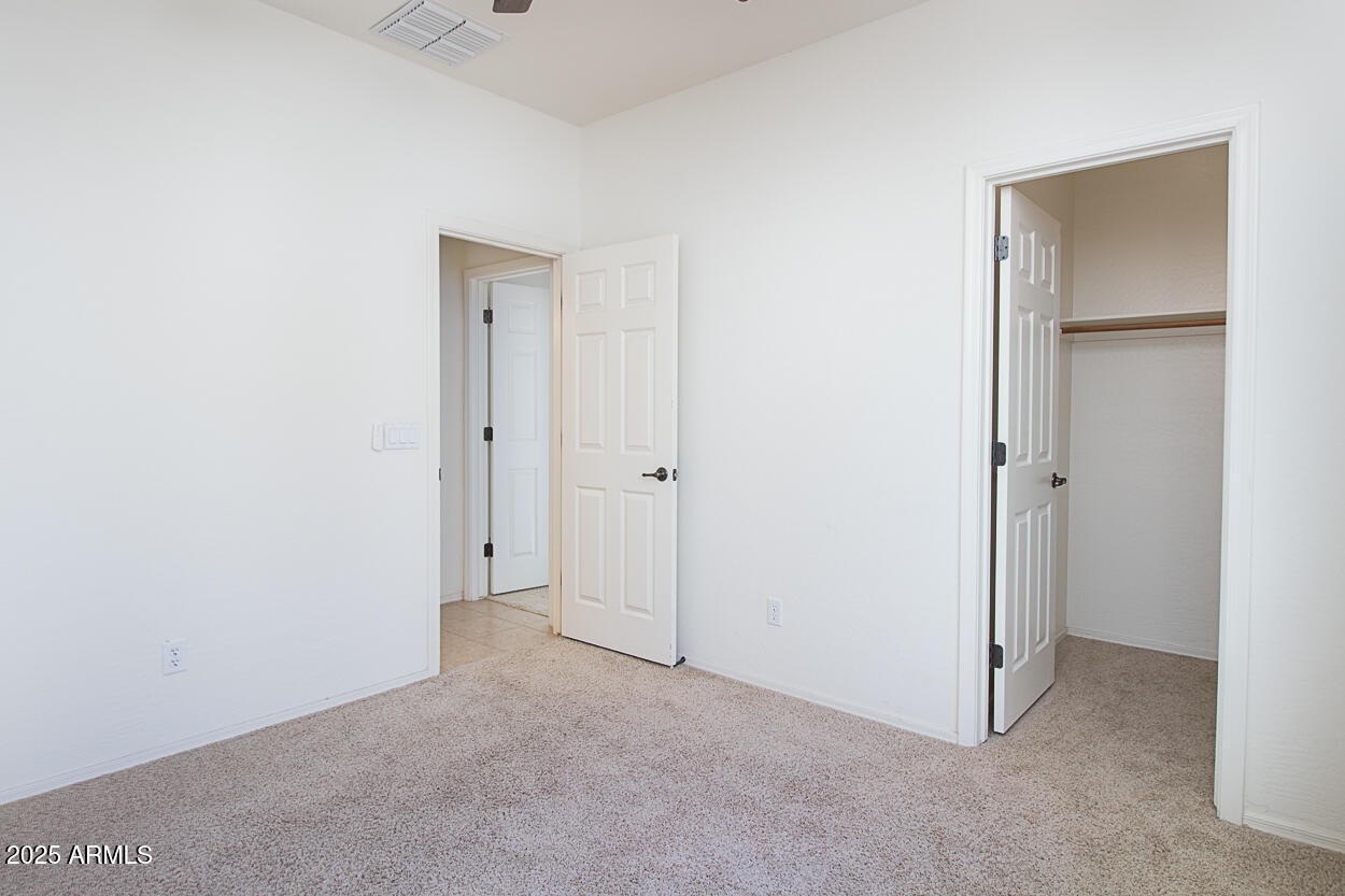 45290 W BUCKHORN Trail