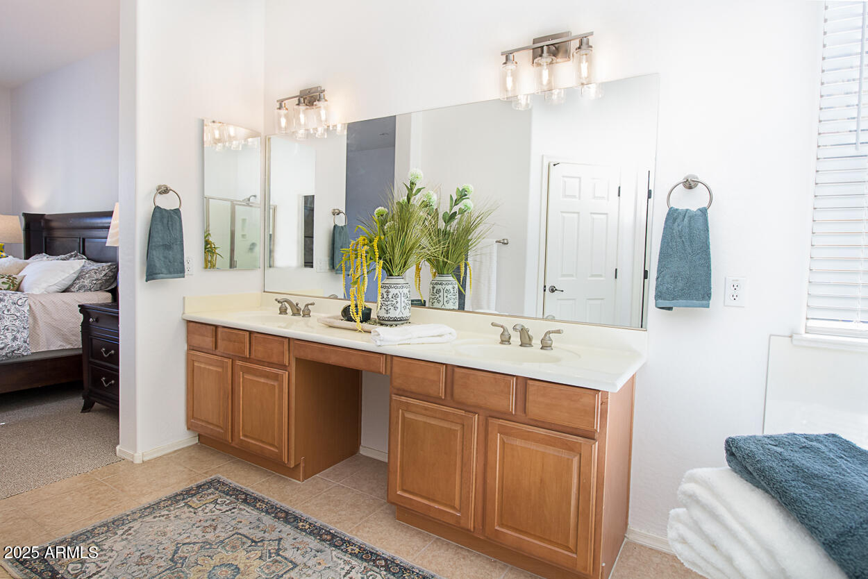 45290 W BUCKHORN Trail