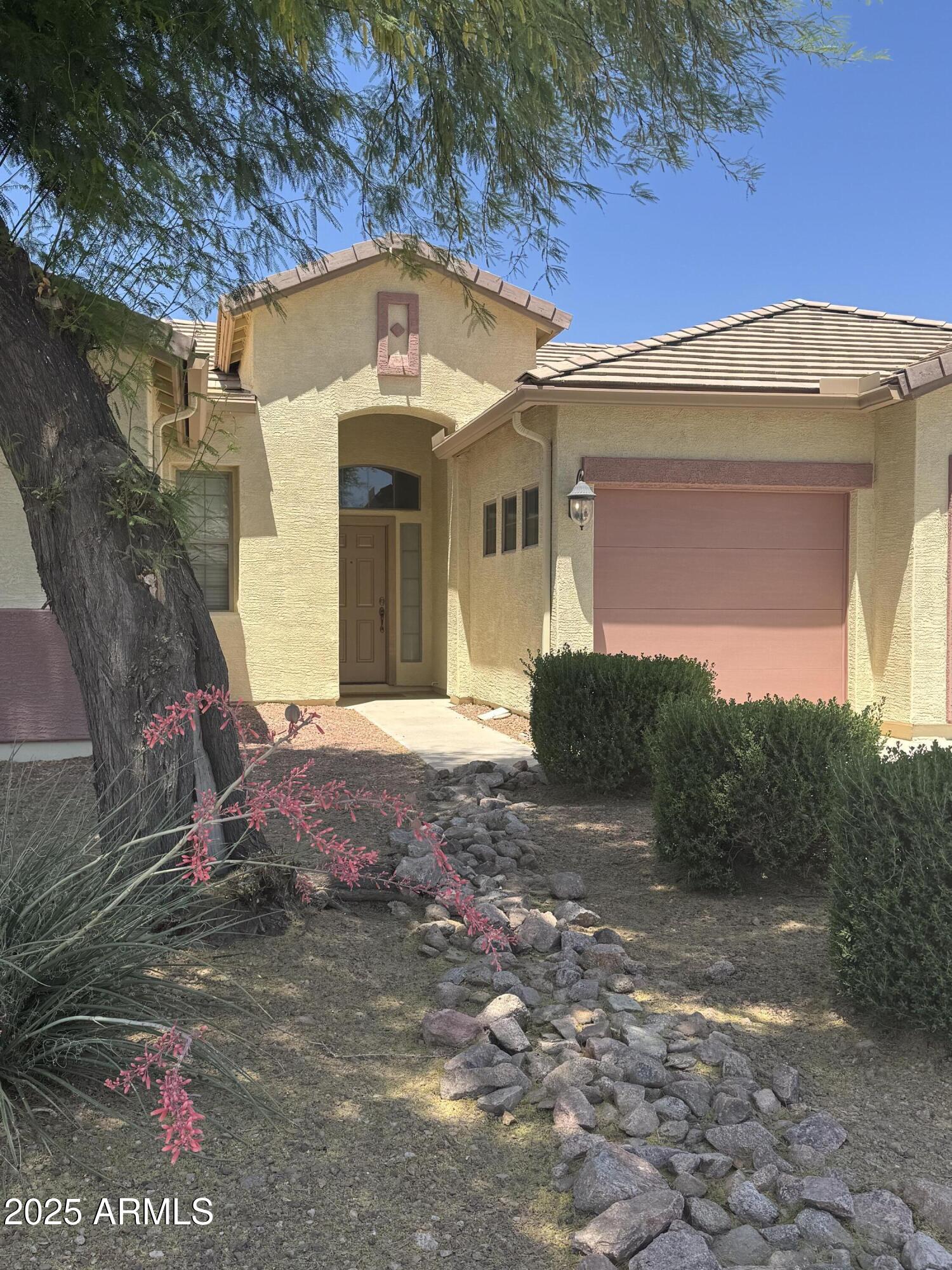 45290 W BUCKHORN Trail