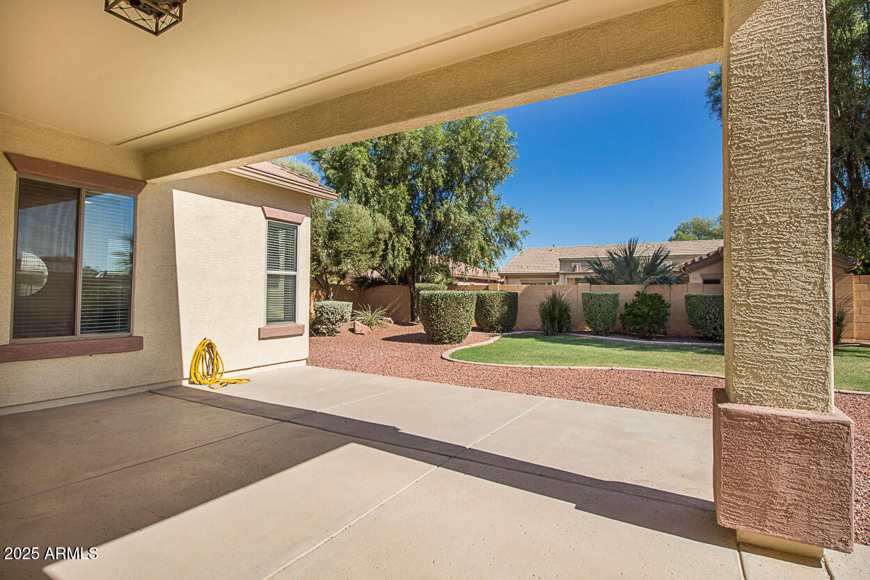 45290 W BUCKHORN Trail