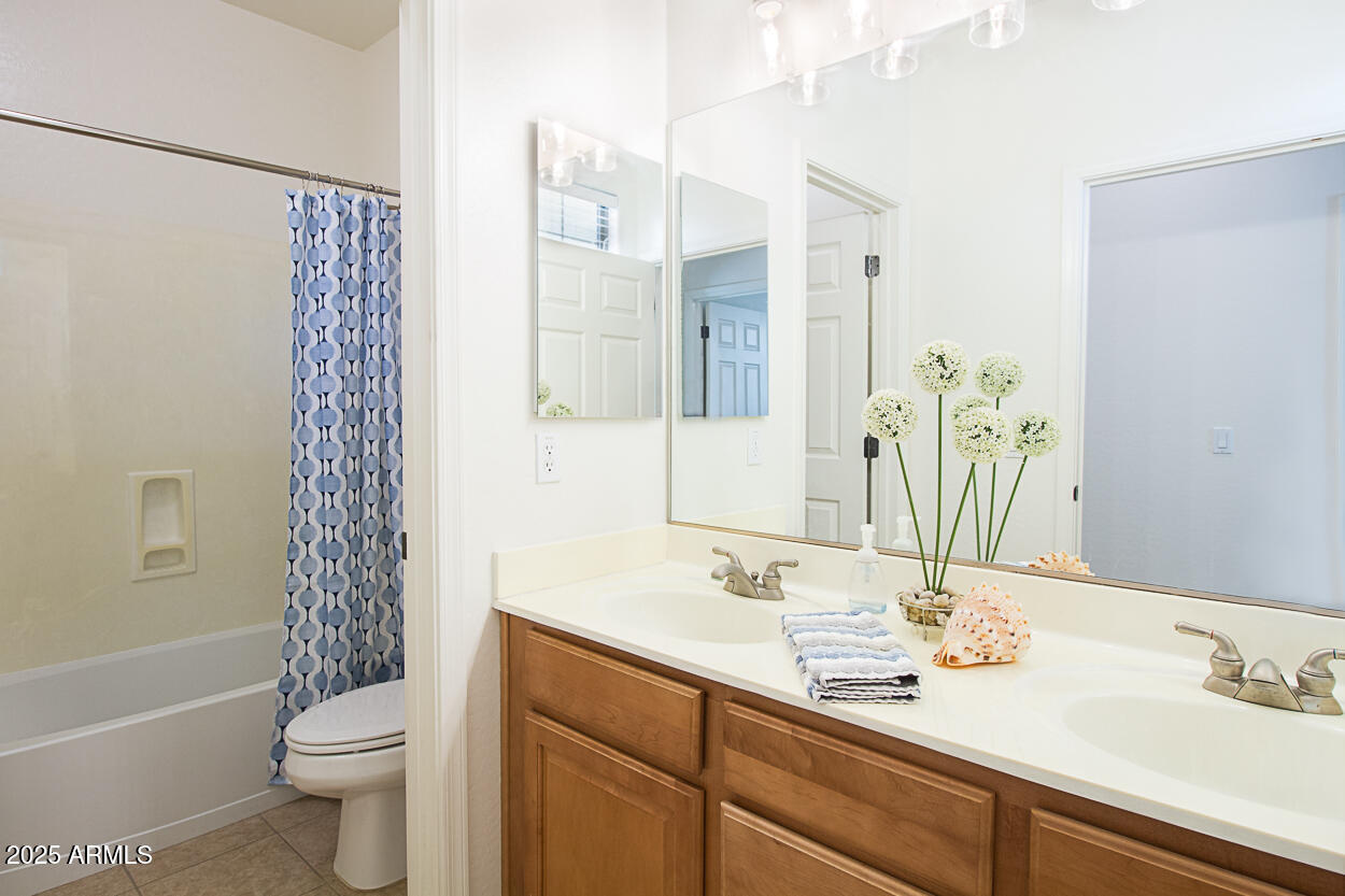 45290 W BUCKHORN Trail