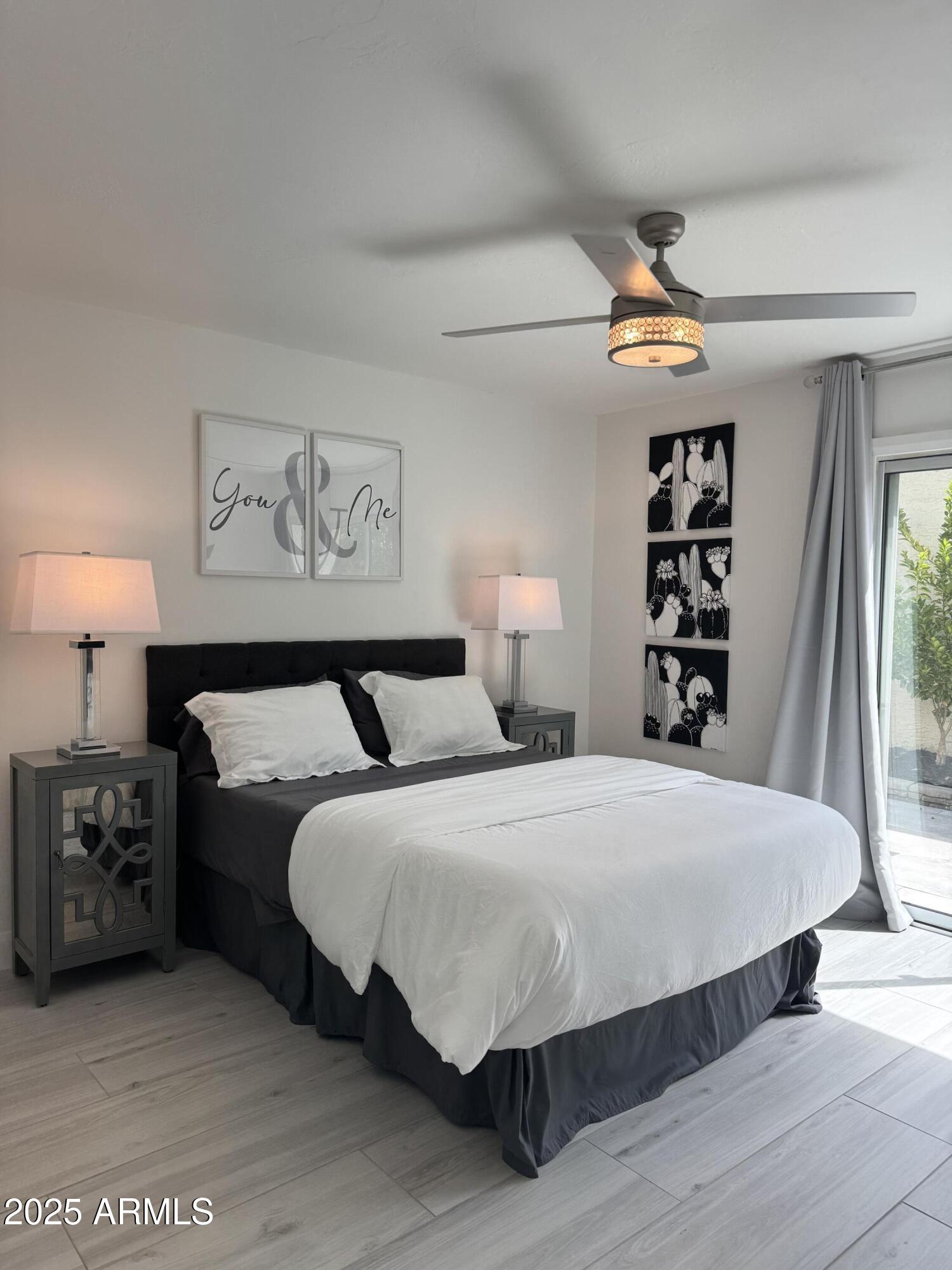 7258 E LOMA Lane