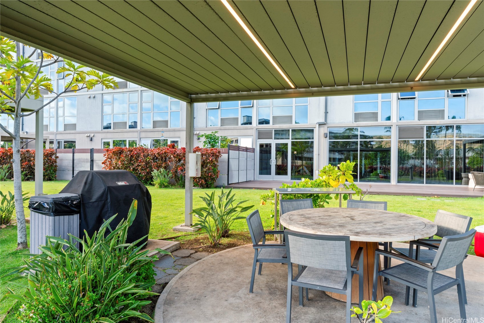 7000 Hawaii Kai Drive 2111