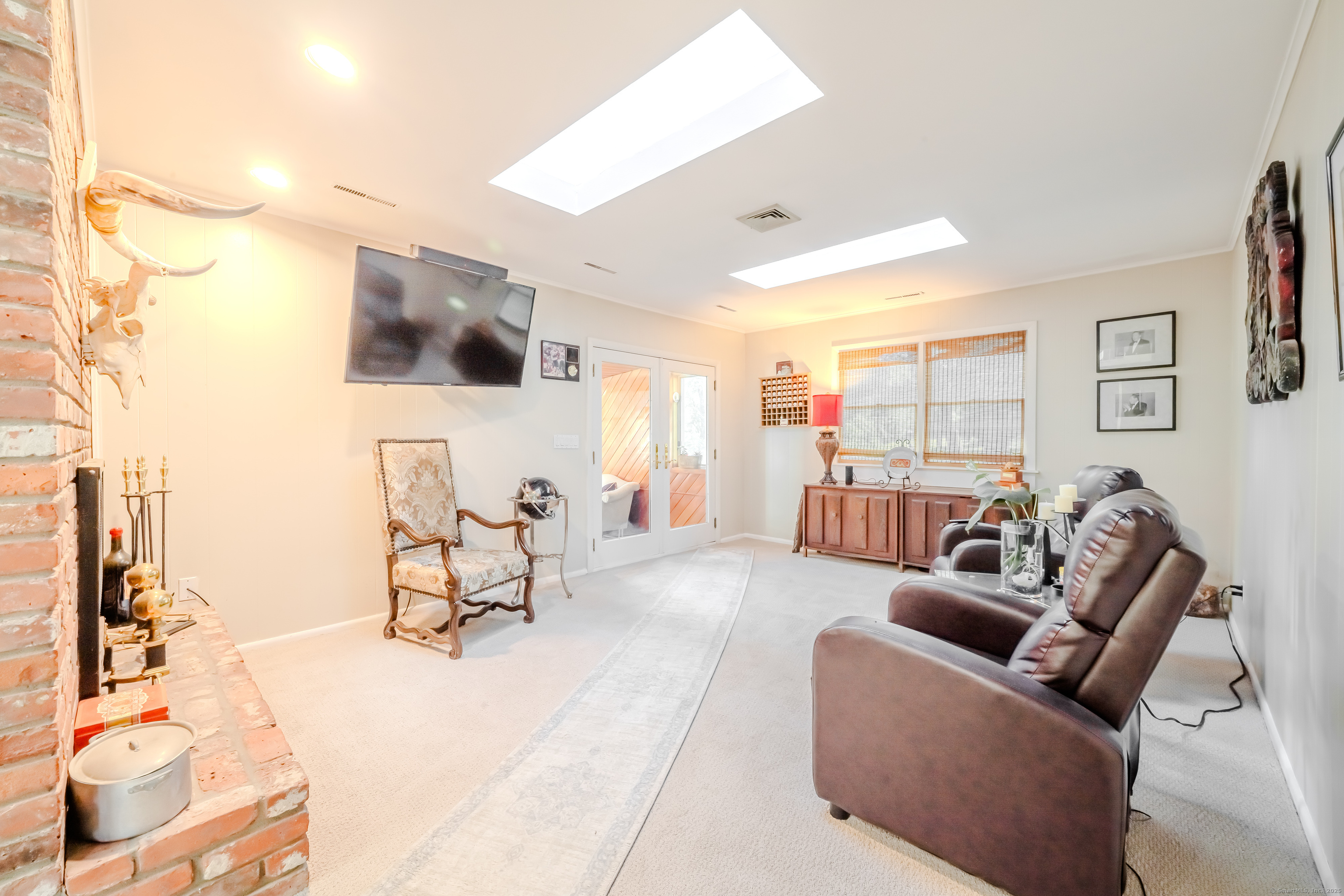 620 South Greenbrier Drive