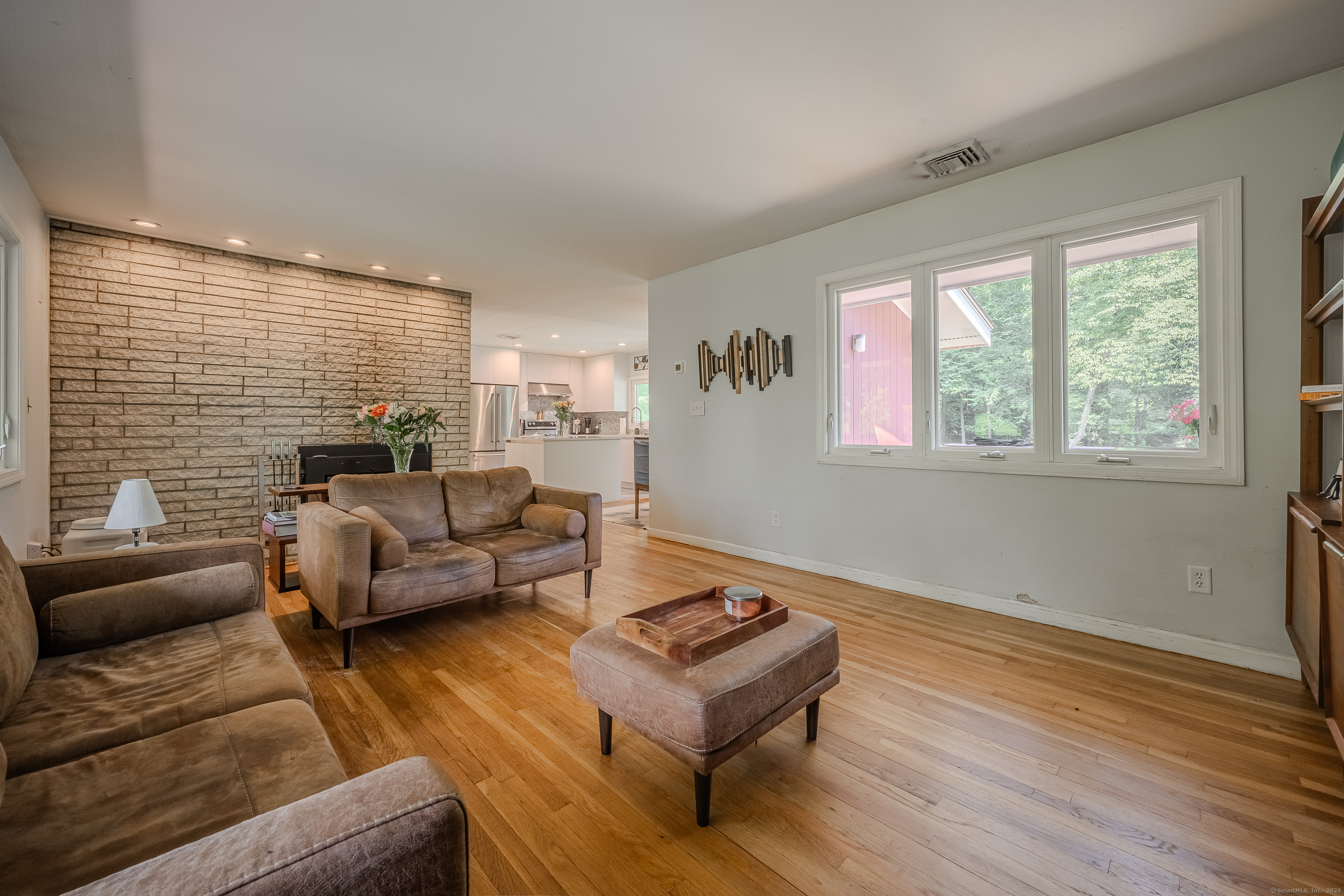 4 Northrop Road