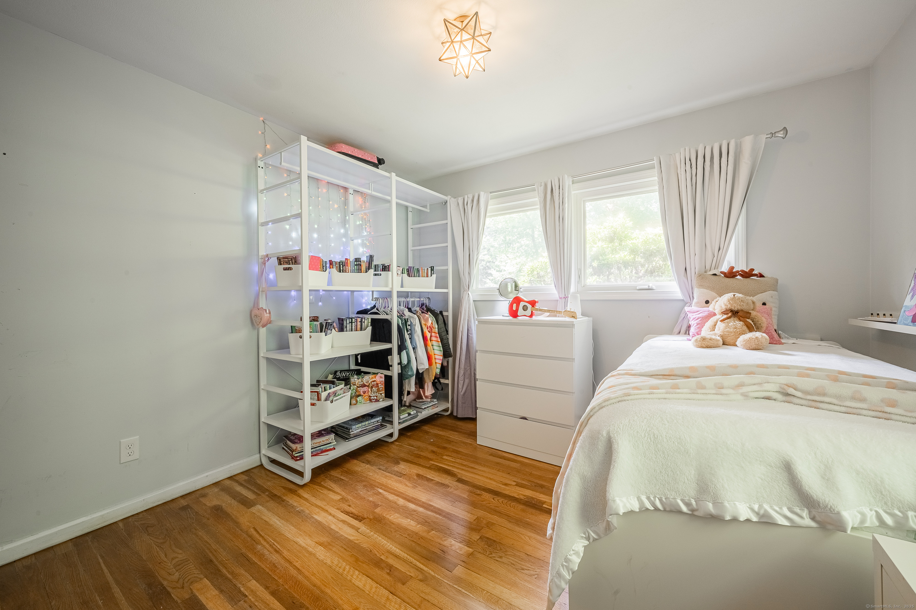 4 Northrop Road