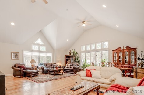 305 Rimmon Road