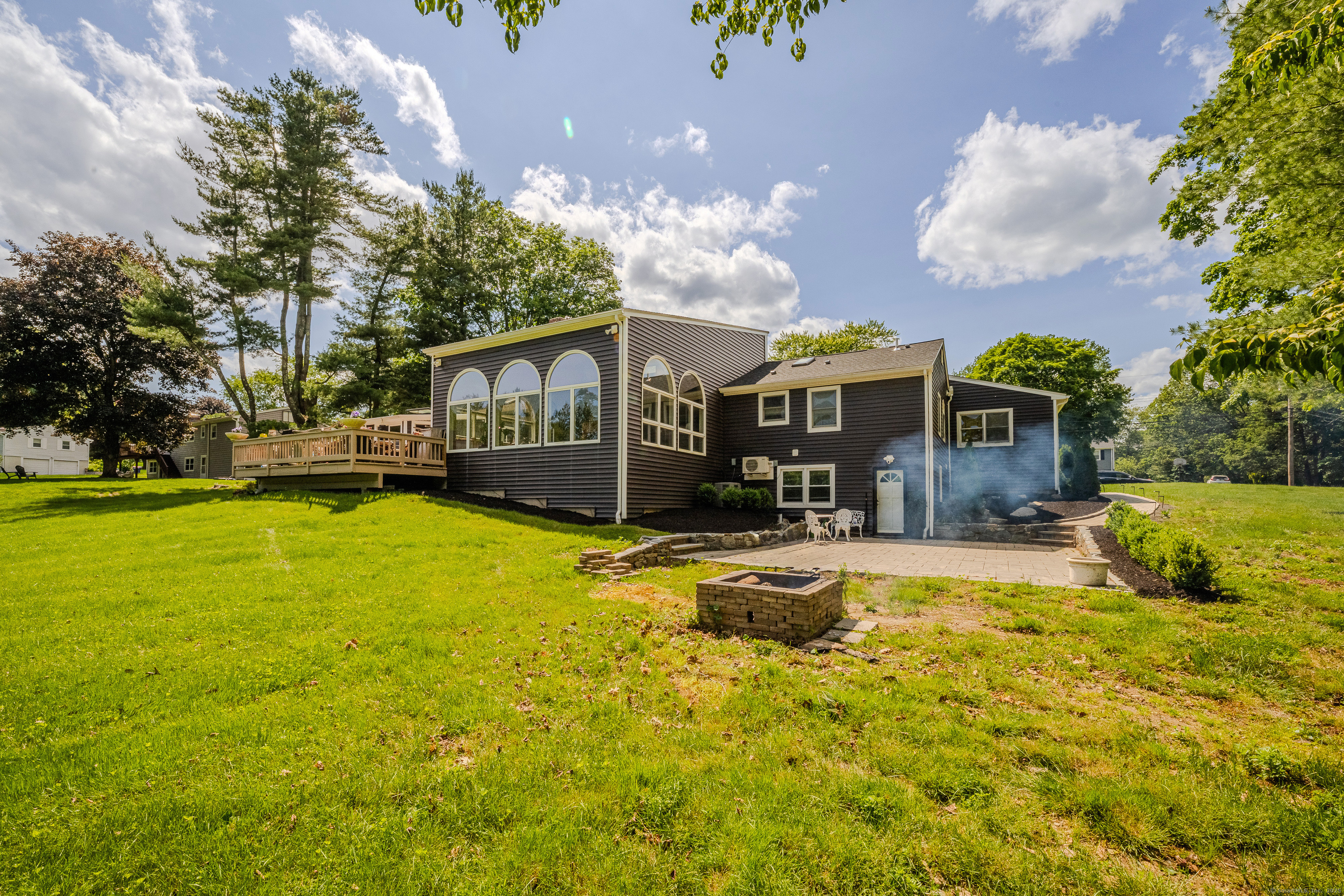 620 South Greenbrier Drive