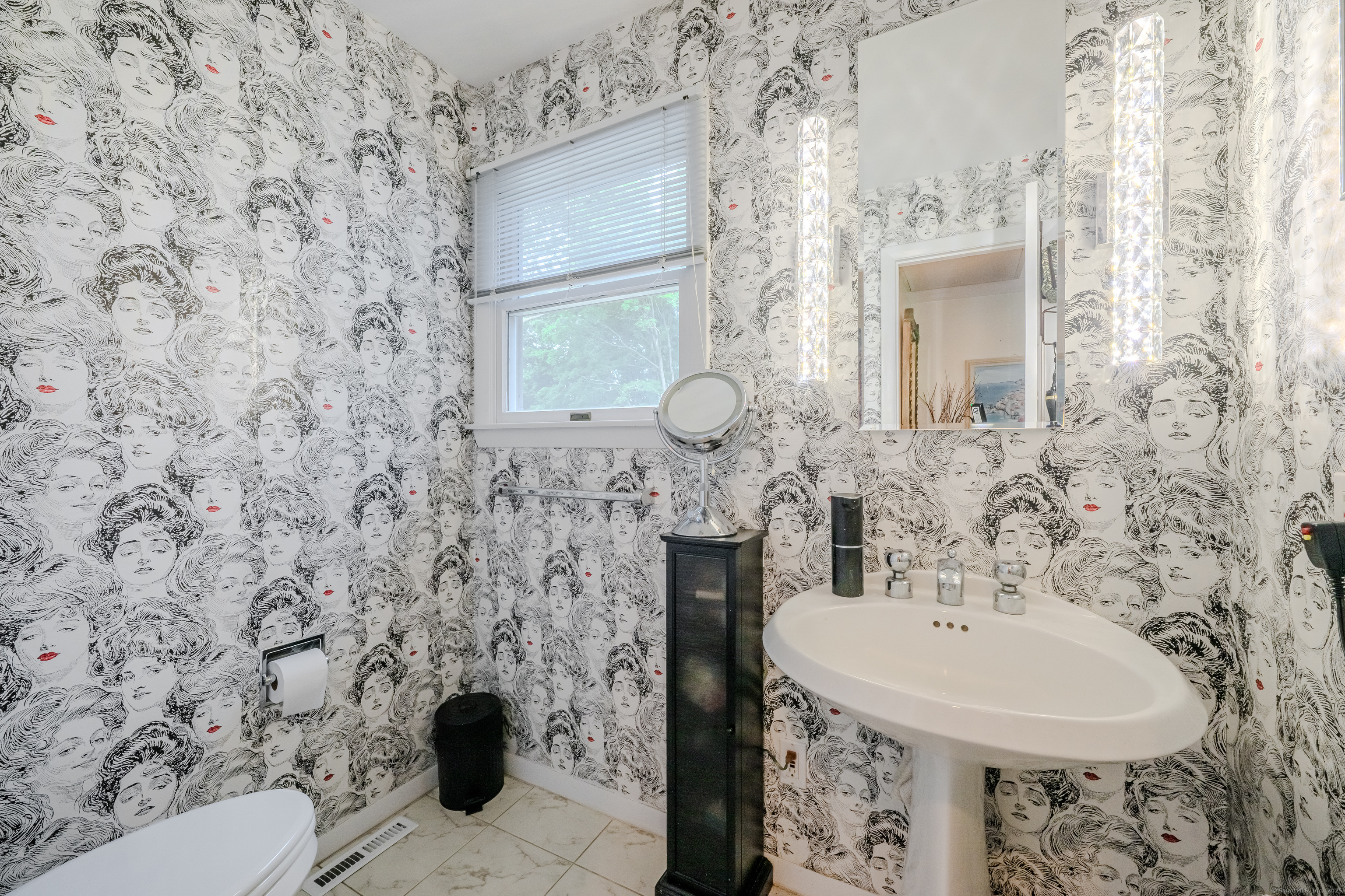 620 South Greenbrier Drive