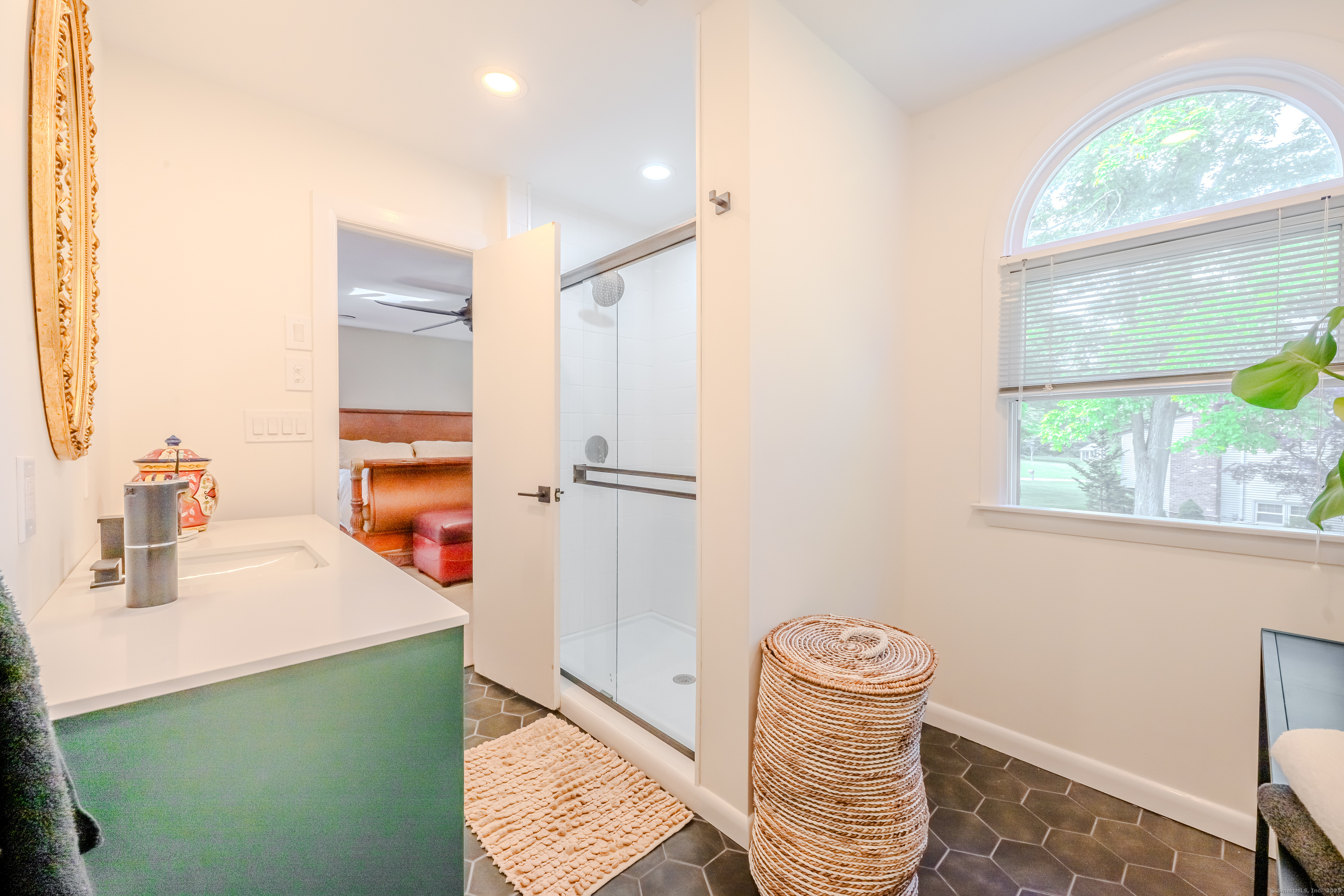 620 South Greenbrier Drive
