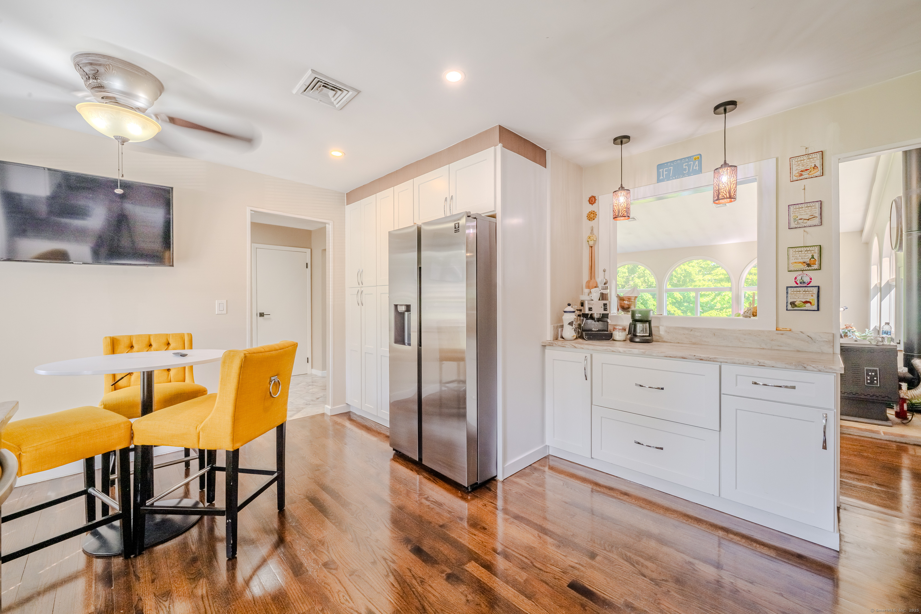 620 South Greenbrier Drive