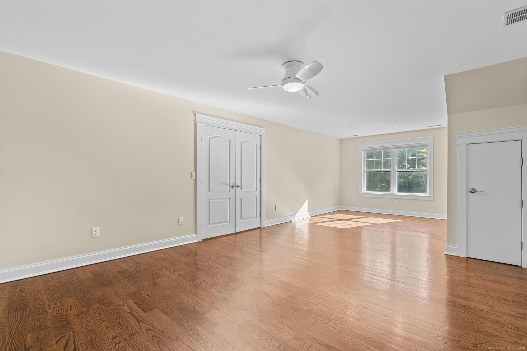 8 Farm River Road