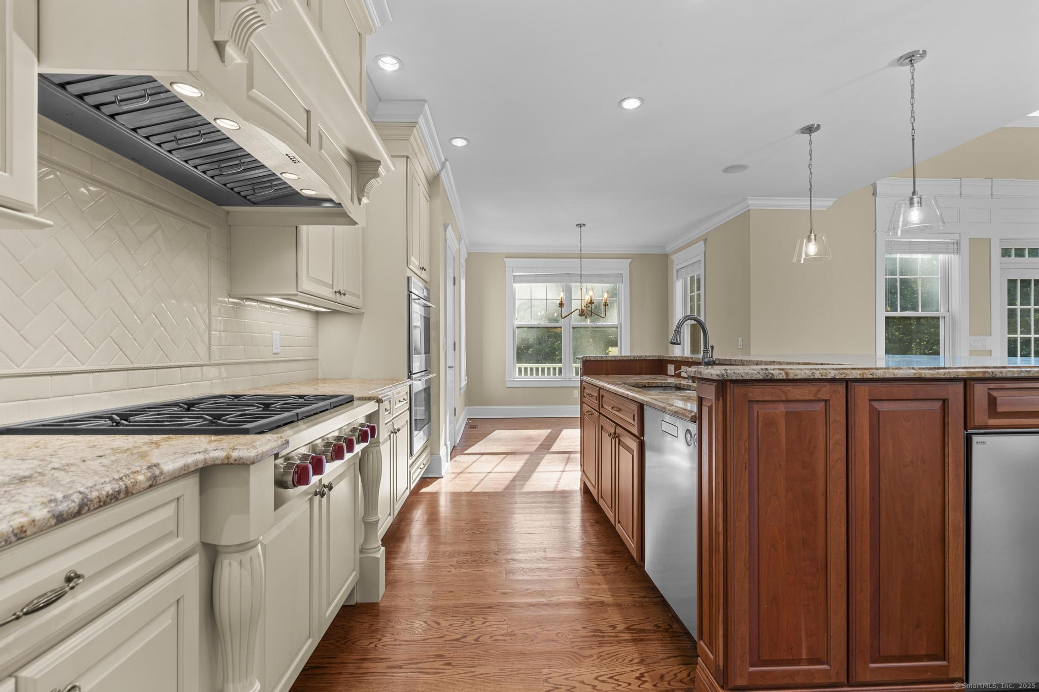 8 Farm River Road