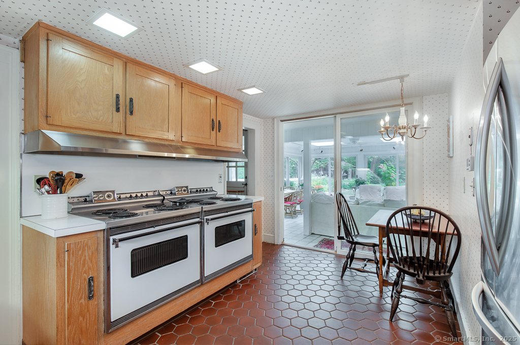 71 Beecher Road