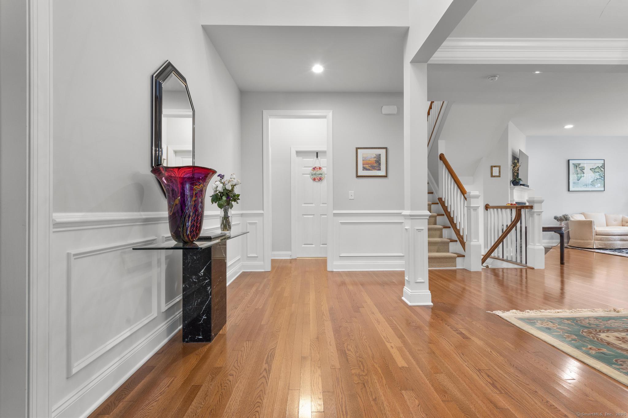 560 River Road APT 1
