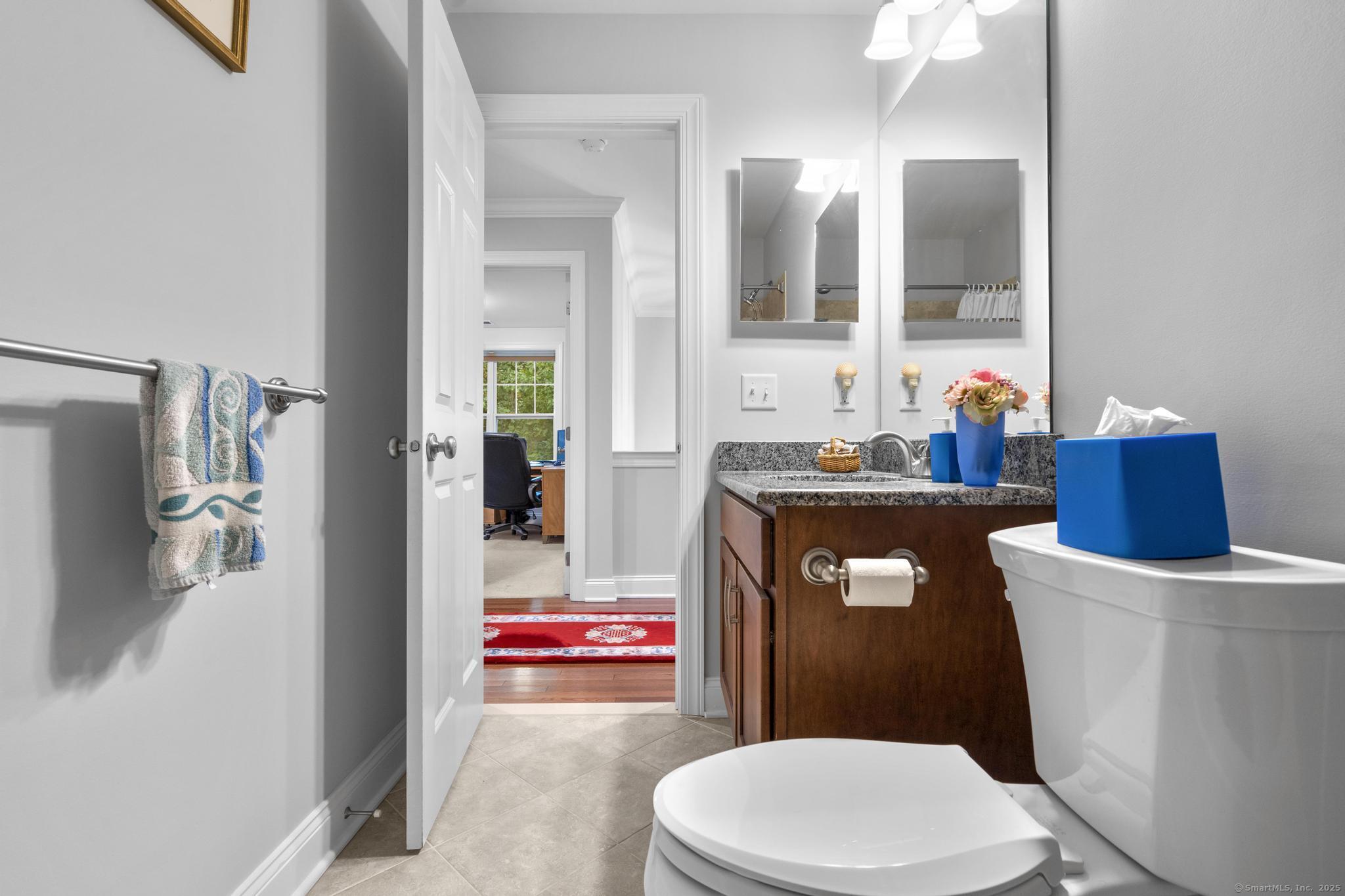 560 River Road APT 1