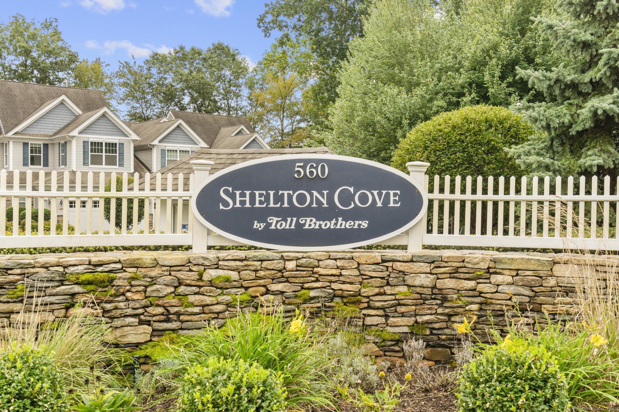 560 River Road APT 1