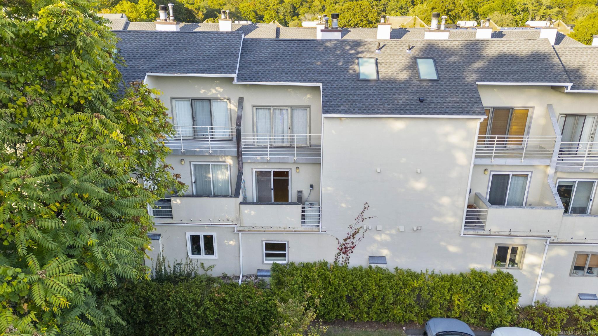 869 Orange Street APT 7W