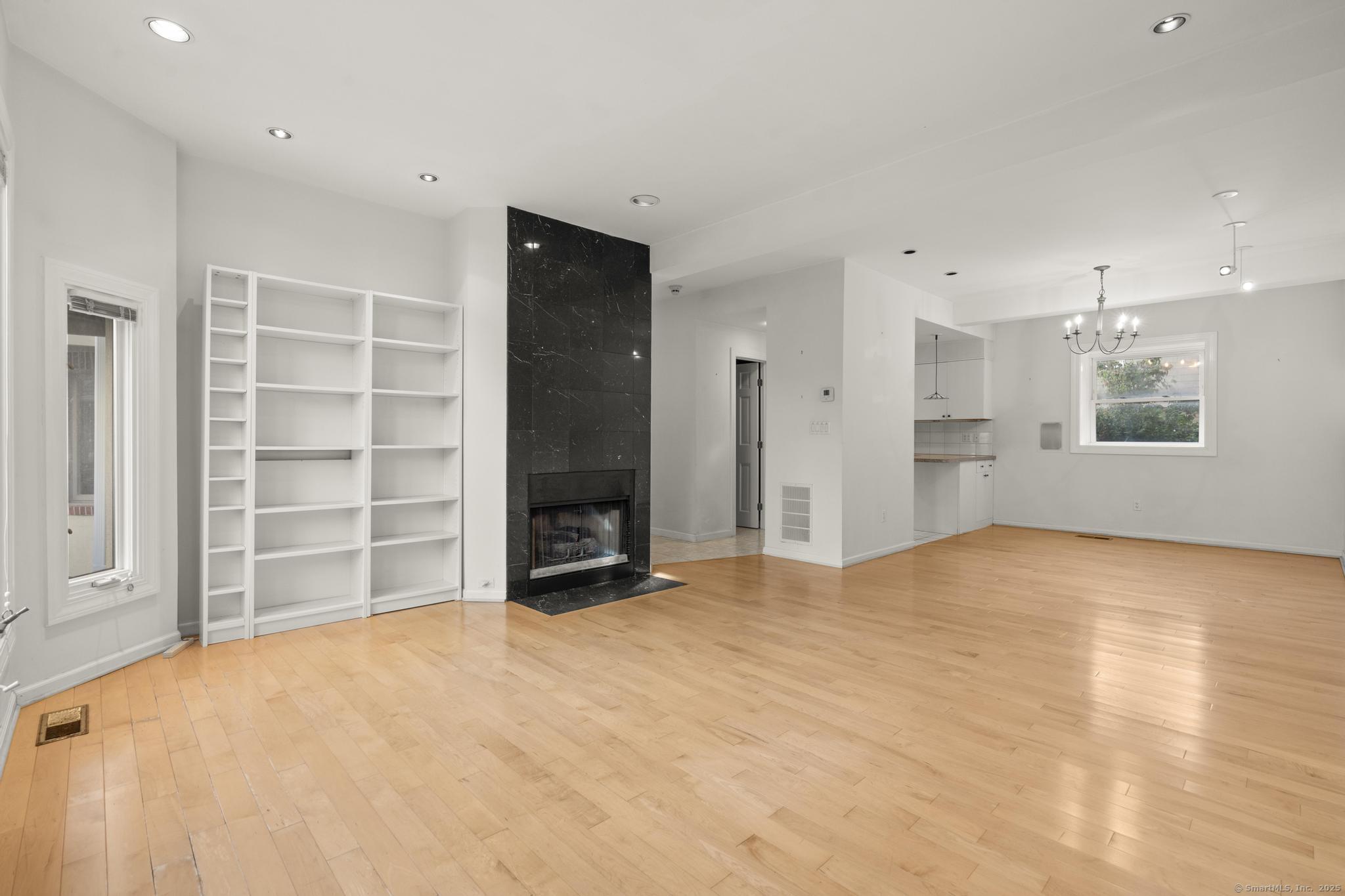869 Orange Street APT 7W