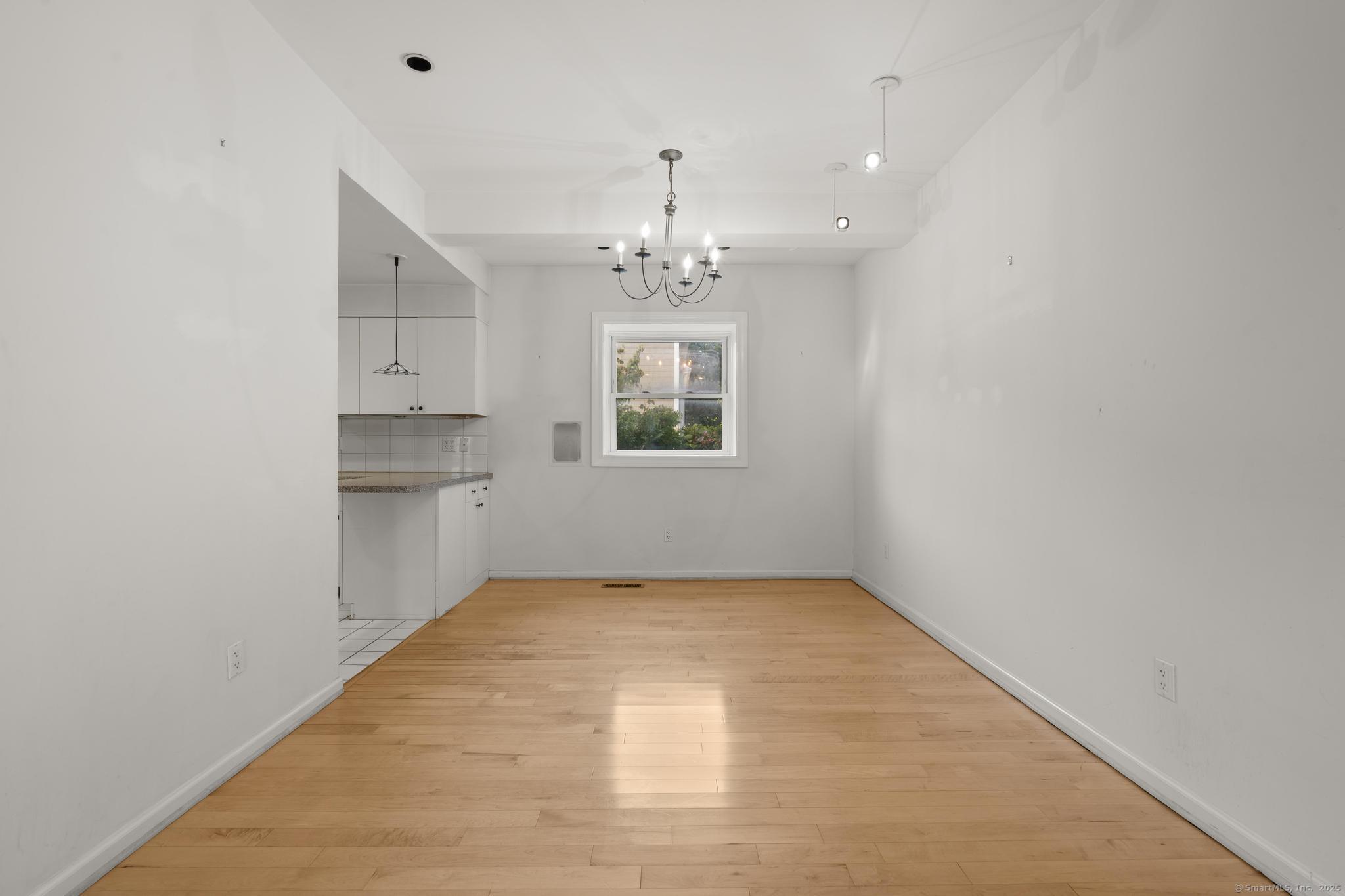 869 Orange Street APT 7W