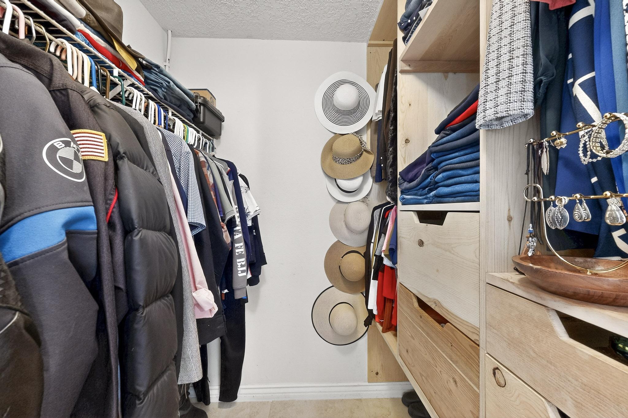 6966 Clark Hills Drive NE