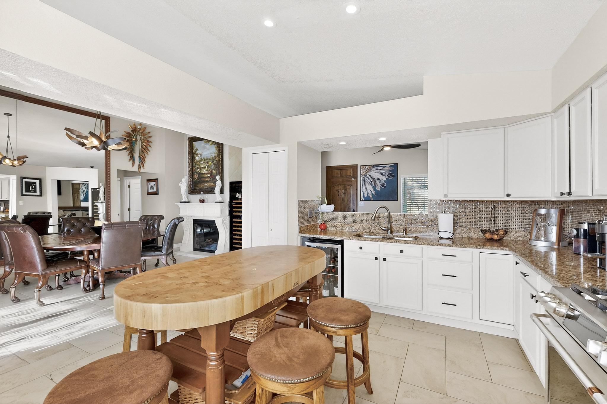 6966 Clark Hills Drive NE