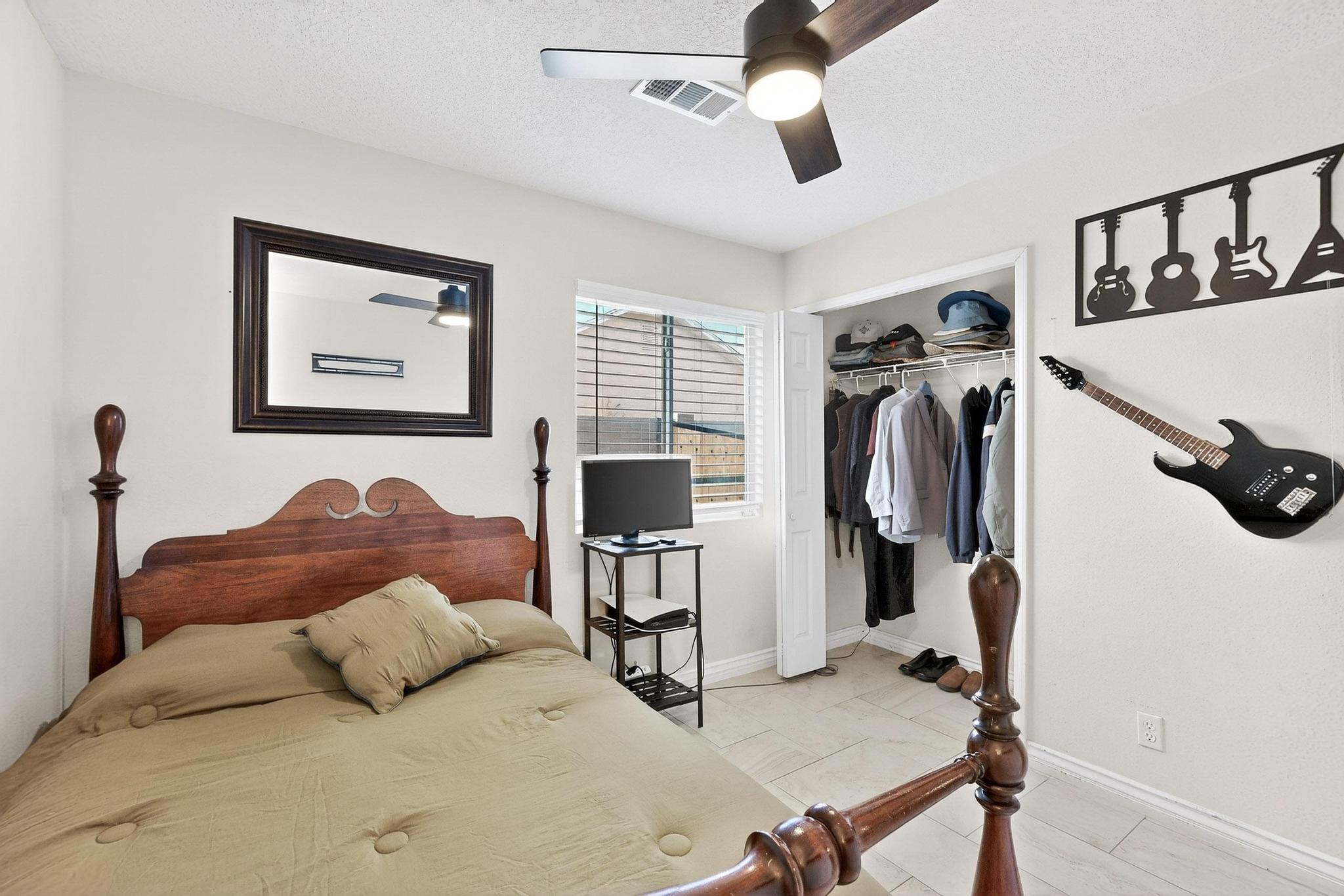 6966 Clark Hills Drive NE