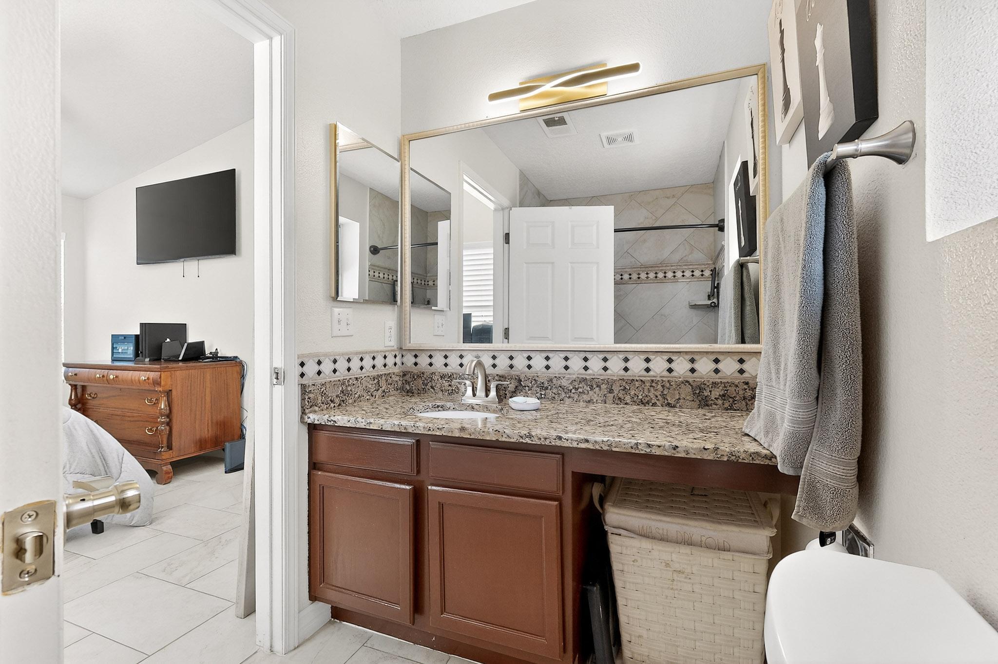 6966 Clark Hills Drive NE