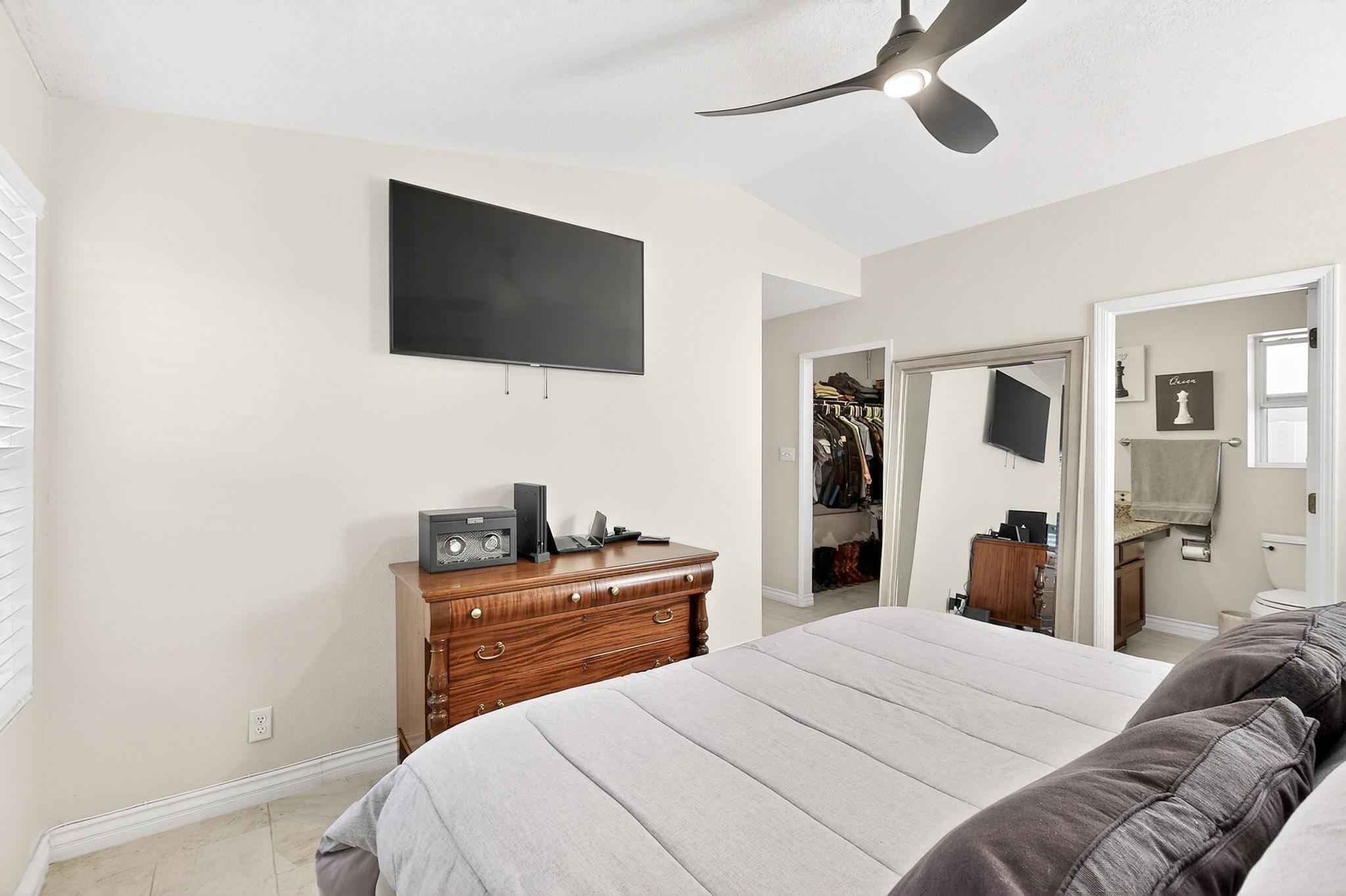 6966 Clark Hills Drive NE