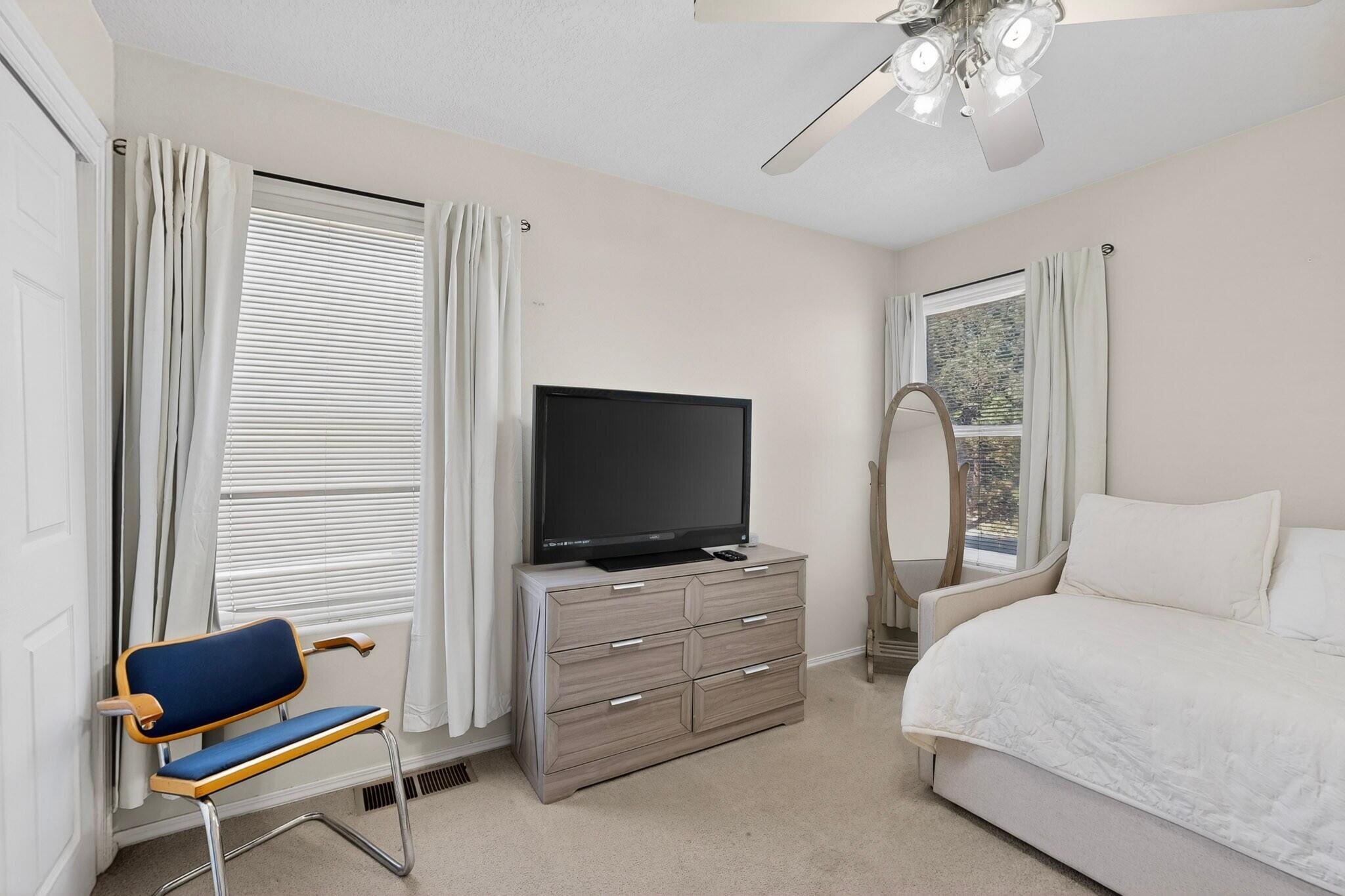 1934 Bryn Mawr Drive NE