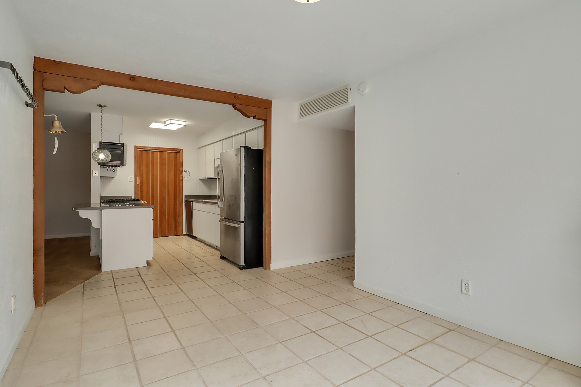 380 Cheryl Ave.