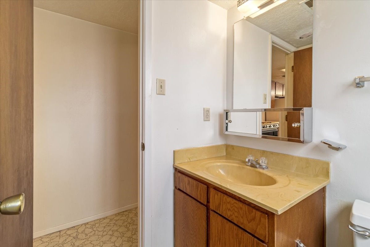 2709 Calle Serena