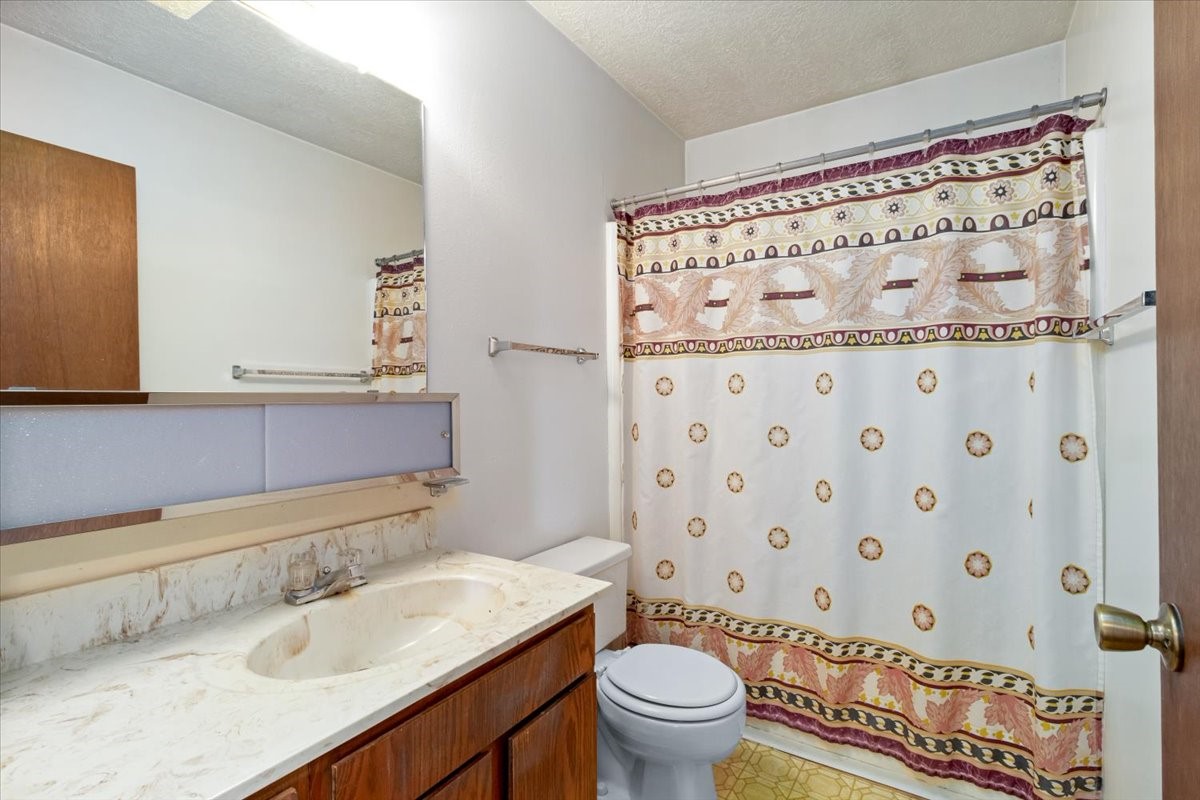 2709 Calle Serena