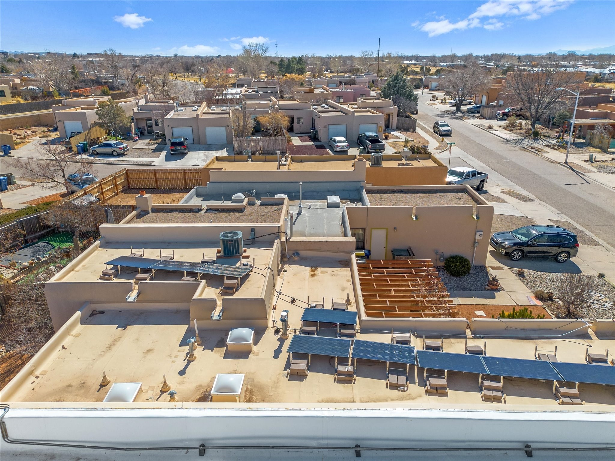 1021 Avenida Linda