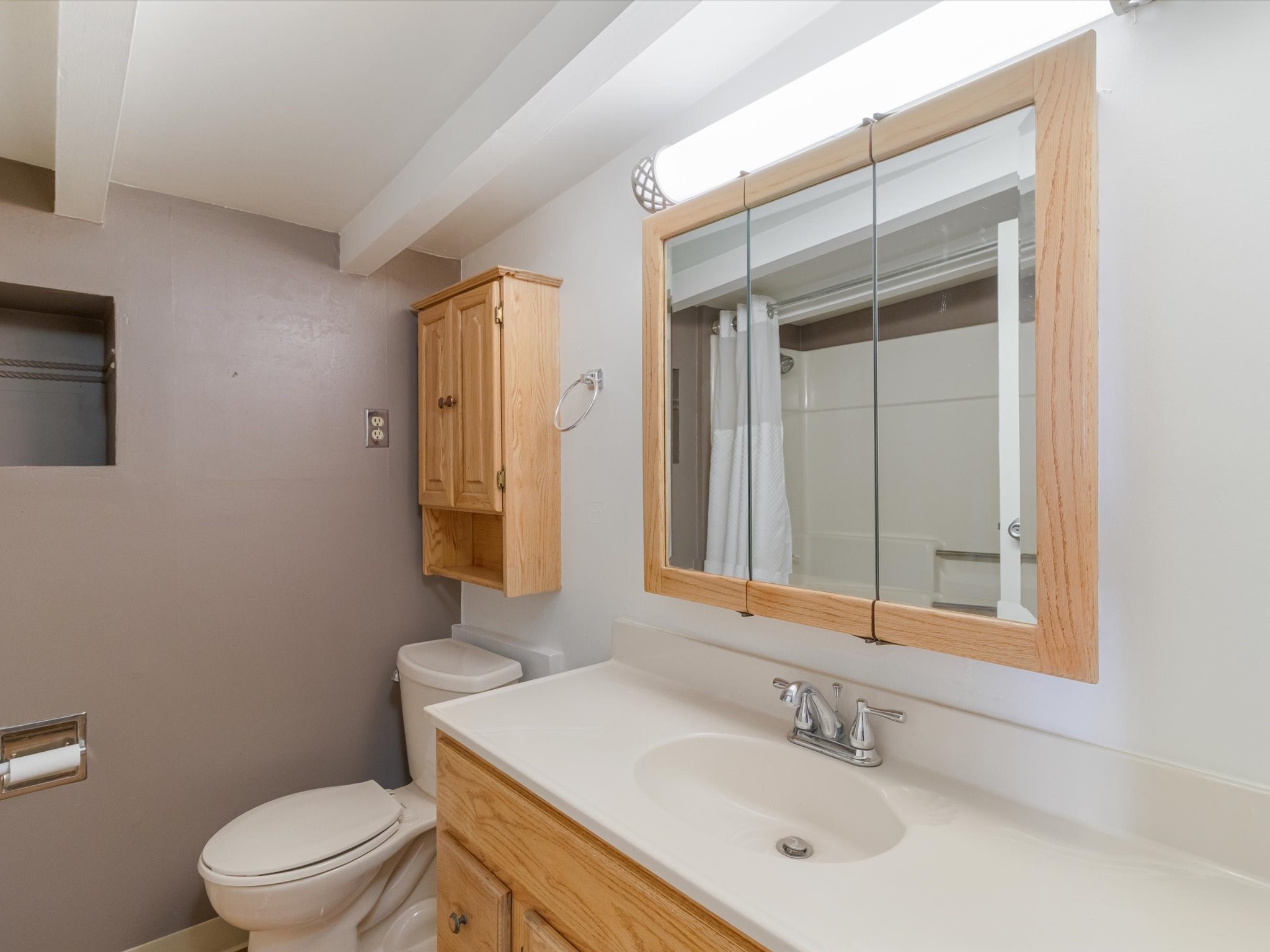 902 Calle Loma