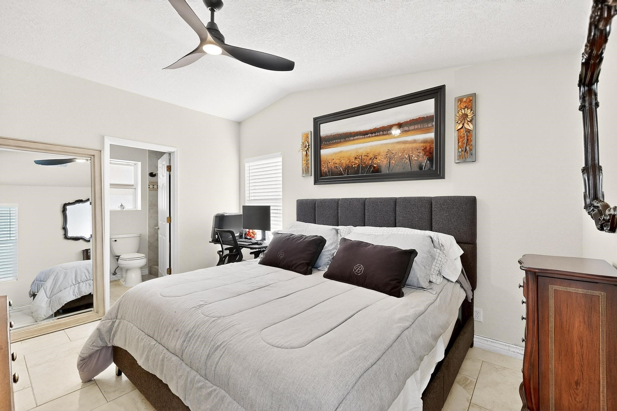 6966 Clark Hills Drive NE