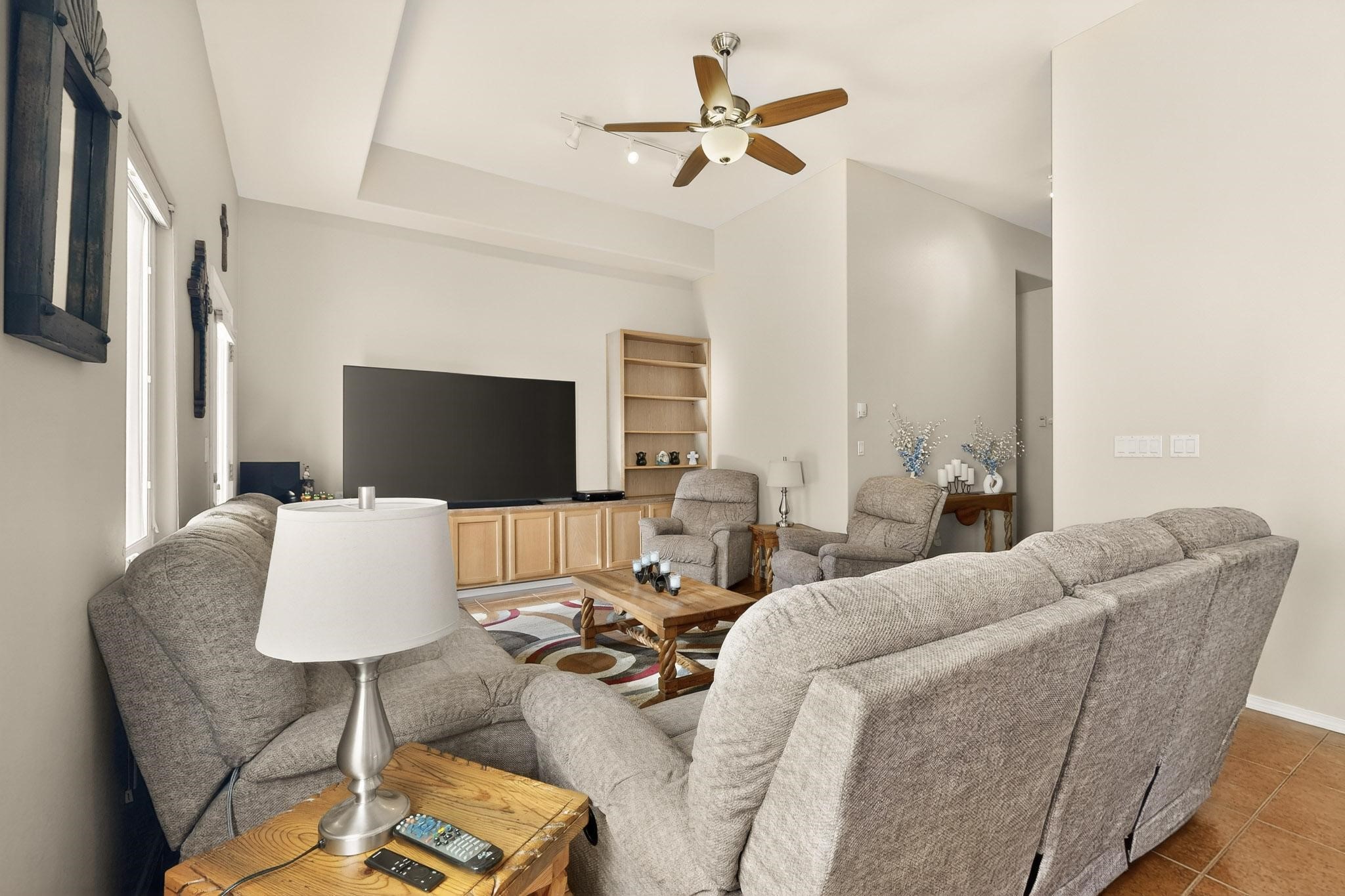 7628 Mesa Del Oro Lane