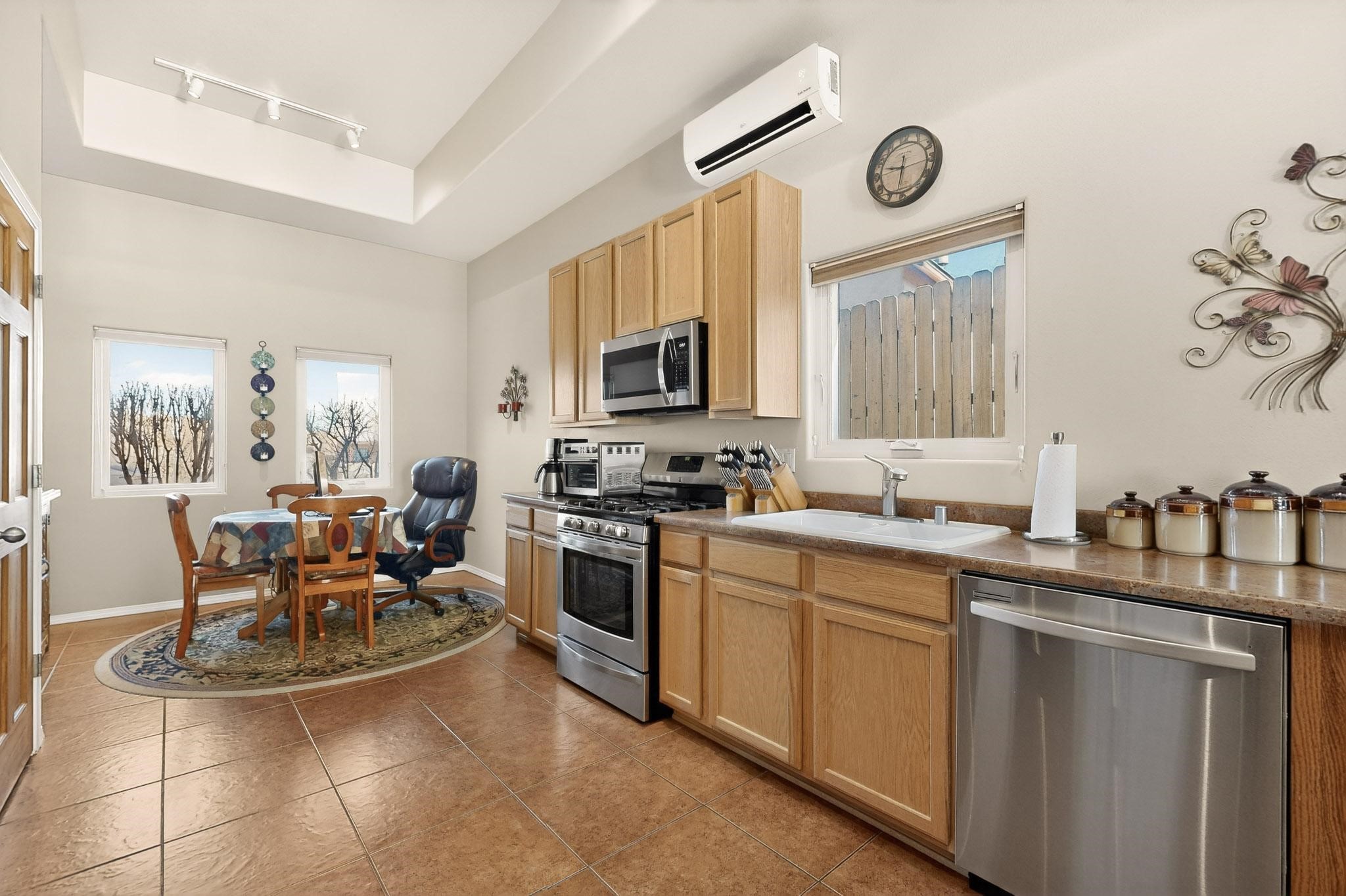 7628 Mesa Del Oro Lane