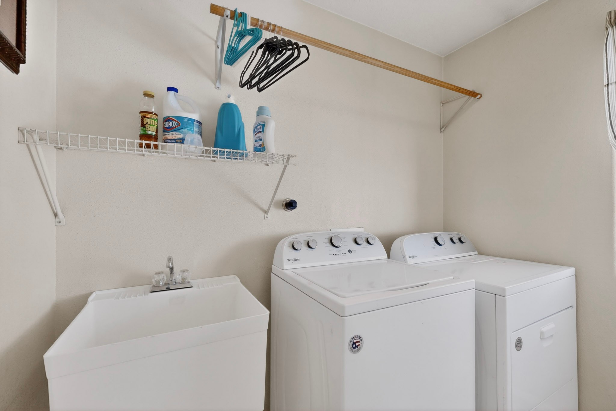 1934 Bryn Mawr Dr NE