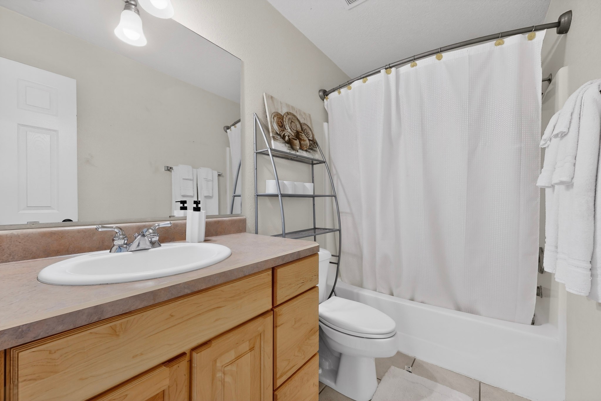 1934 Bryn Mawr Dr NE