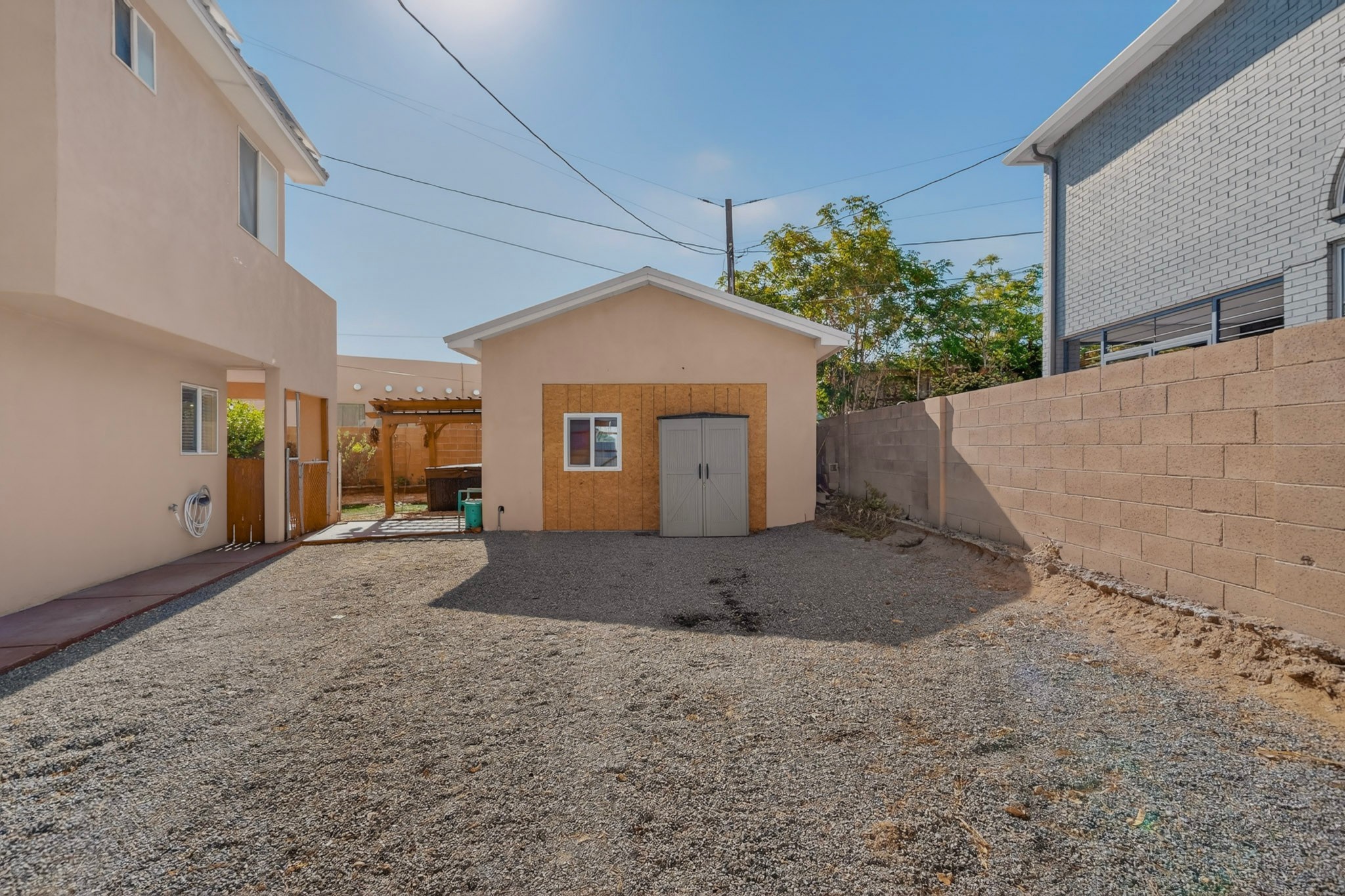 1934 Bryn Mawr Dr NE